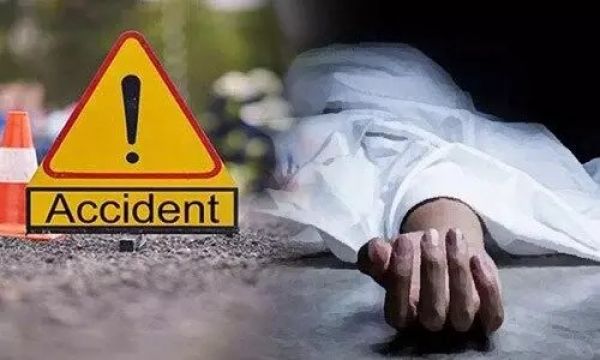 BREAKING : भीषण सड़क हादसे में 12 साल के मासूम सहित दो लोगों की मौत  