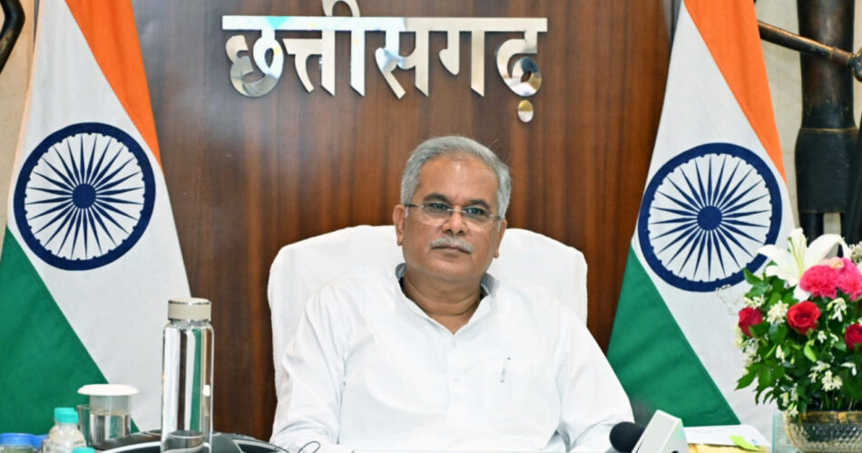 मुख्यमंत्री बघेल ने अमित शाह के दौरे को लेकर कसा तंज, कहा &ndash; अमित शाह बार-बार आते हैं और डंडा चलाकर चले जाते हैं