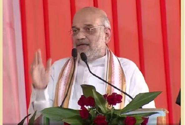 &lsquo;अशोक गहलोत लाल रंग से डरे हुए हैं, थोड़ी शर्म बाकी तो इस्तीफा दें&rsquo; &ndash; अमित शाह