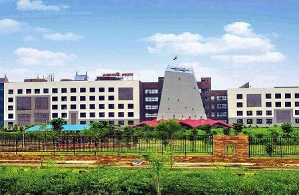 छत्तीसगढ़ में स्कूल &ndash; कॉलेजों को मिलेगी इतने दिनों की छुट्टी ! दशहरा, दीपावली समेत इन अवकाशों के लिए भेजा गया प्रस्ताव 
